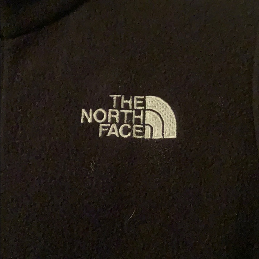 The  North face fleece - Picture 2 of 3